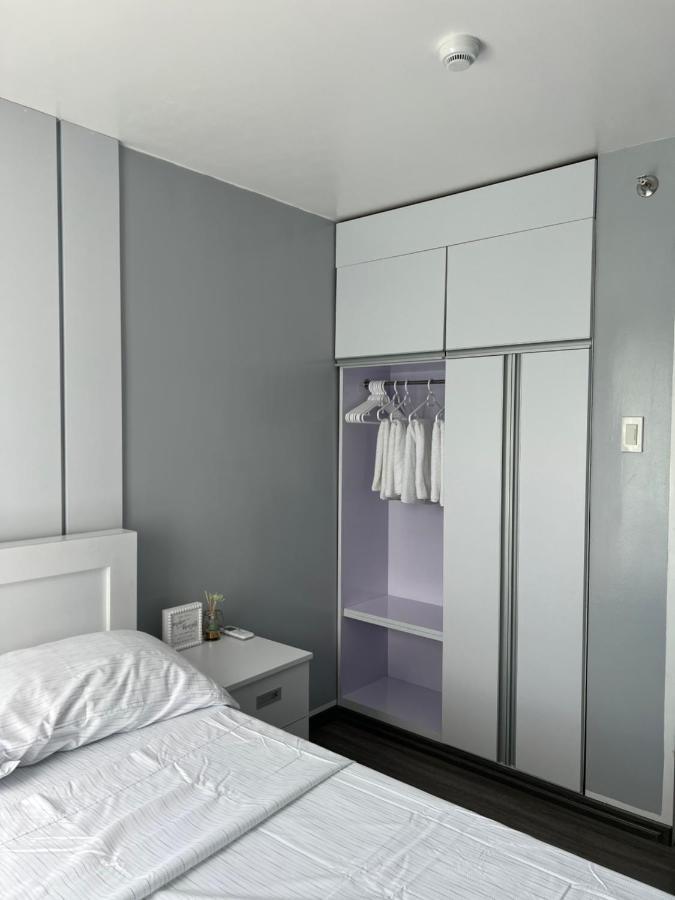 City Center - Front Of Iloilo Esplanade 2Br Condo Екстериор снимка